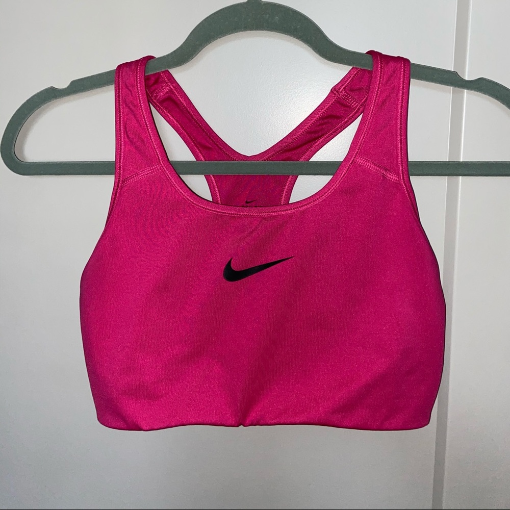 Nike Sports Bra! Taking offers!!